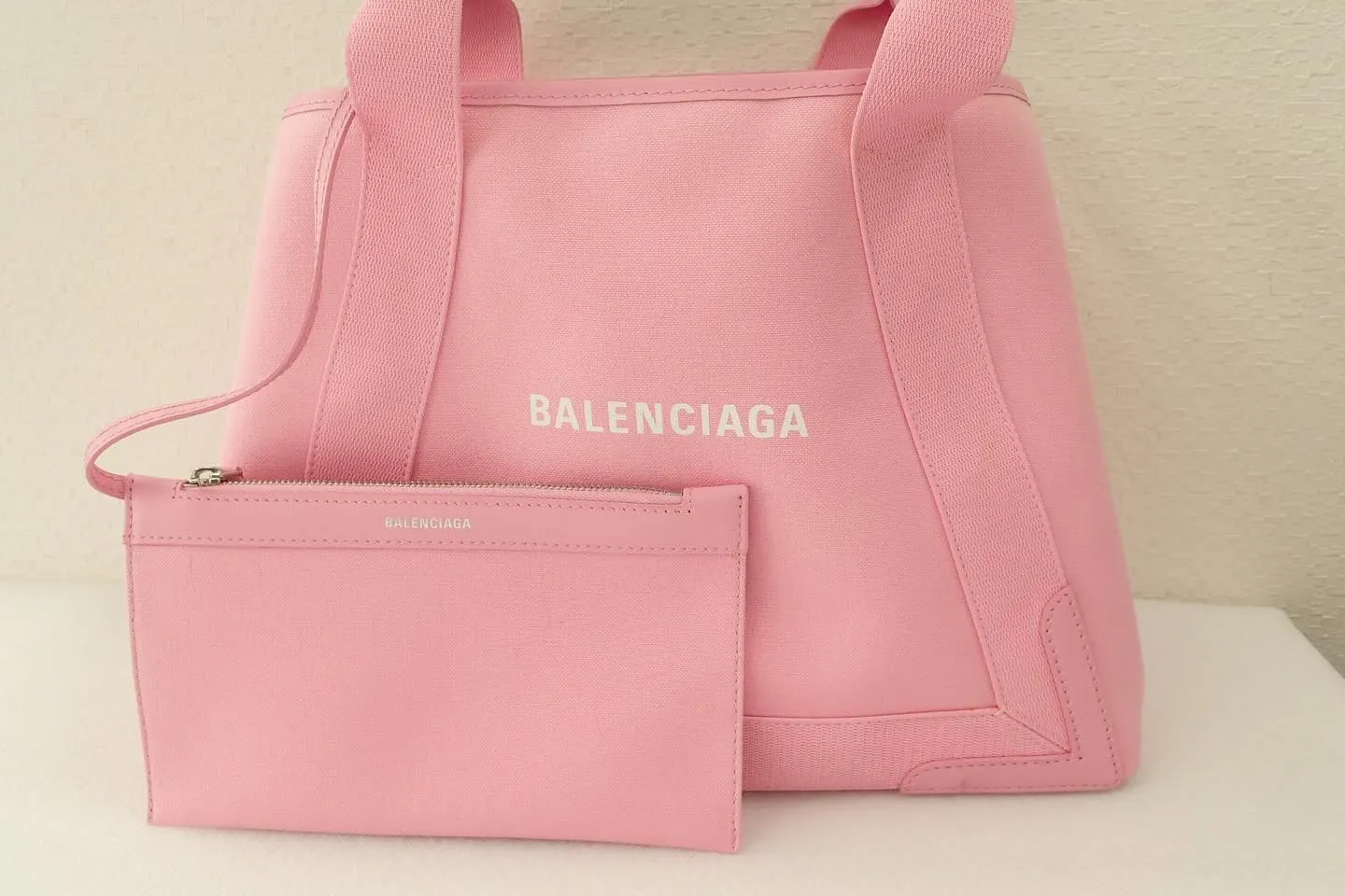BALENCIAGAバレンシアガのバッグネイビーカバストート...