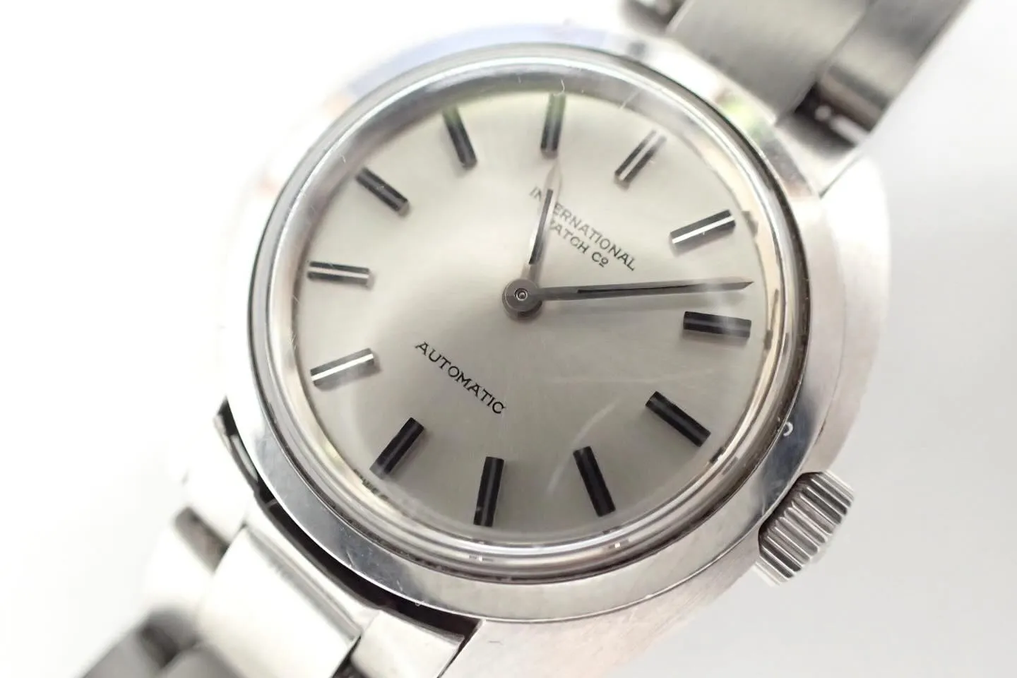 IWCの時計オートマ自動巻き腕時計を買取させていただきました...
