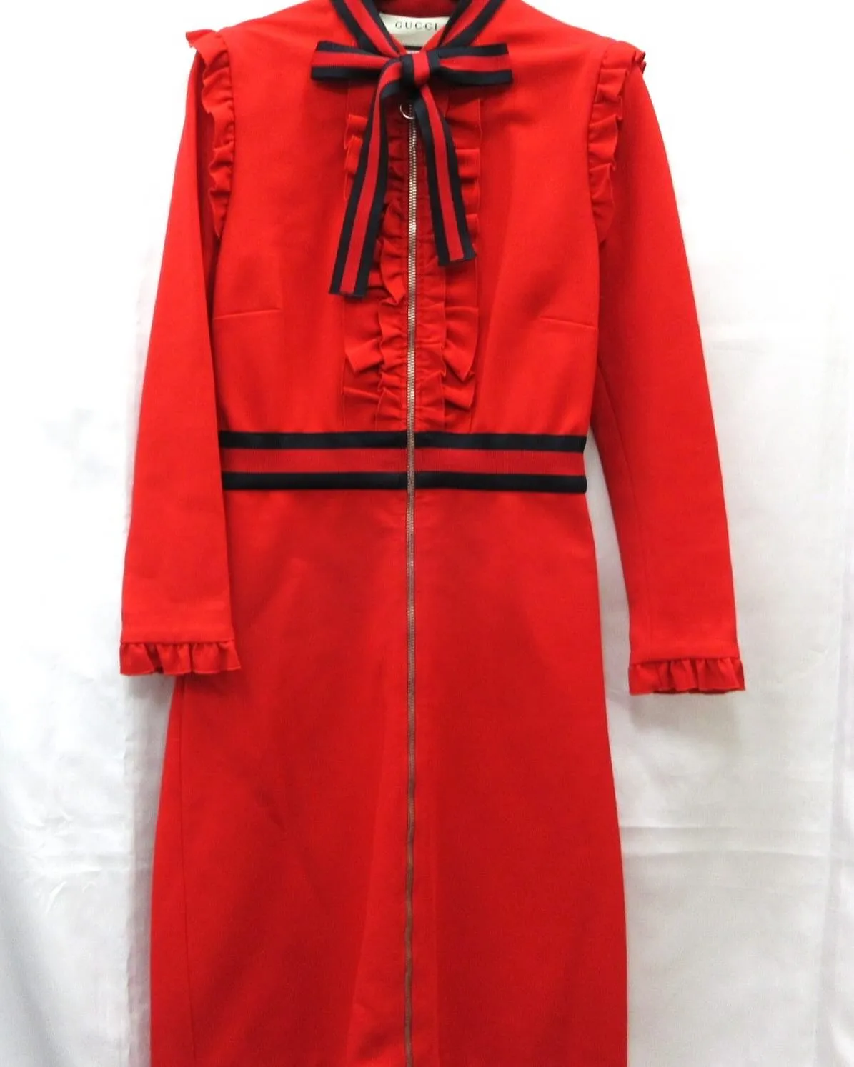 GUCCIグッチのアパレル服シェリーラインワンピースドレスを...