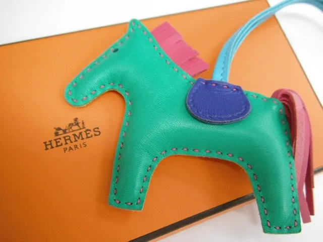 HERMESエルメスの小物ロデオチャームを買取させていただき...