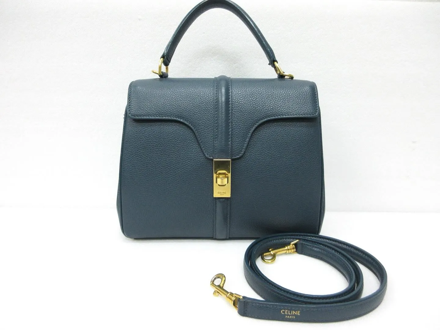 CELINEセリーヌのバッグセーズ16スモールショルダー付き...