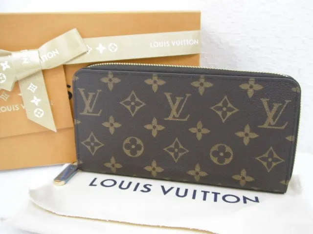 LVルイヴィトンの小物モノグラムジッピーウォレット長財布M4...