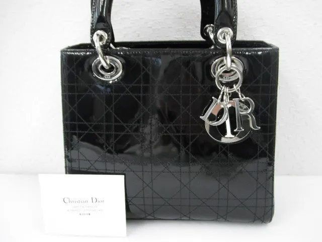 Diorディオールのバッグレディディオールエナメルパテントレ...