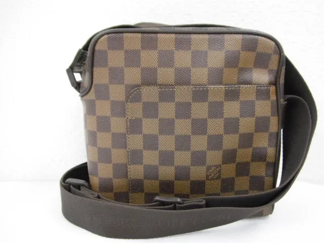 LVルイヴィトンのバッグダミエオラフPMショルダーバッグを買...