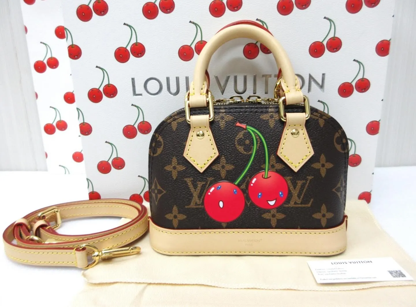 LVルイヴィトンのバッグモノグラムチェリー村上隆ナノアルマM...