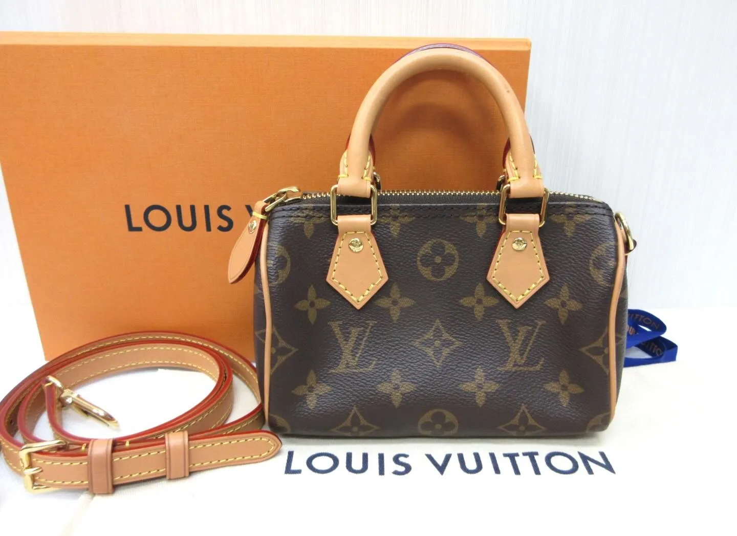 LVルイヴィトンのバッグモノグラムナノスピーディハンドバッグ...