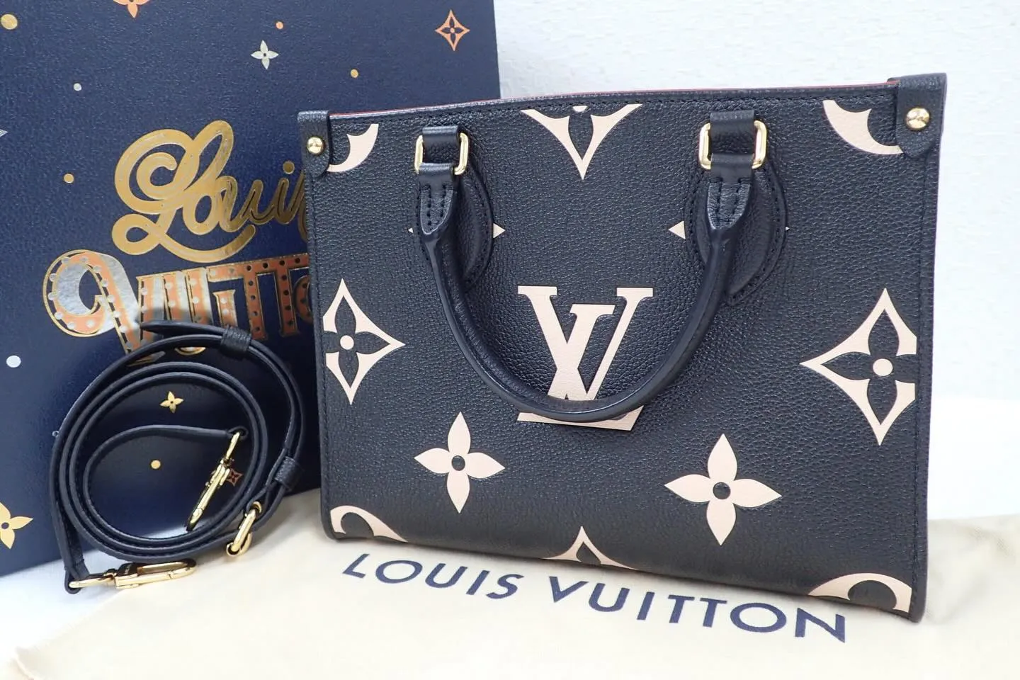 LVルイヴィトンのバッグモノグラムアンプラントオンザゴーPM...