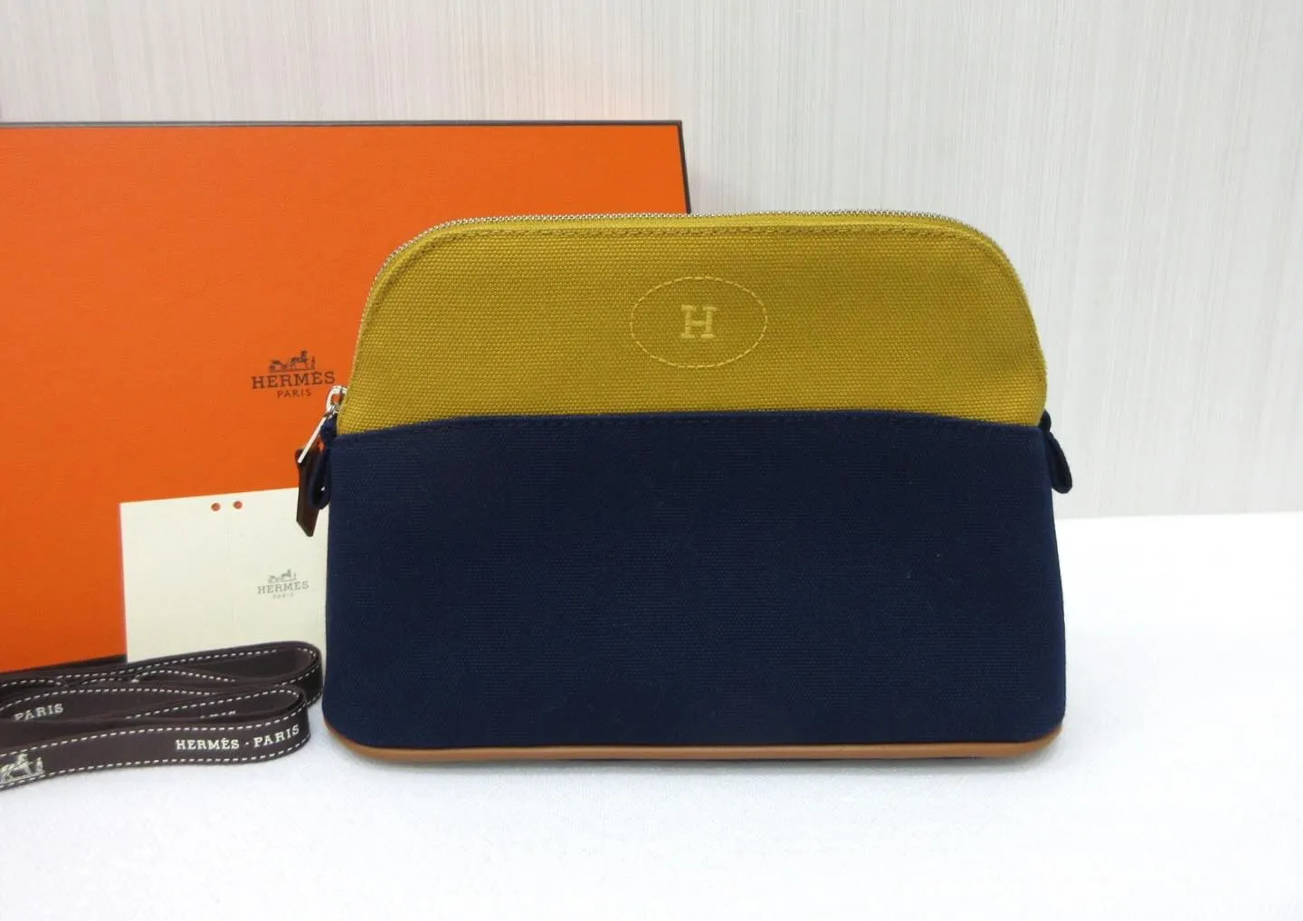HERMESエルメスのバッグボリードポーチミニカルーゼルオー...