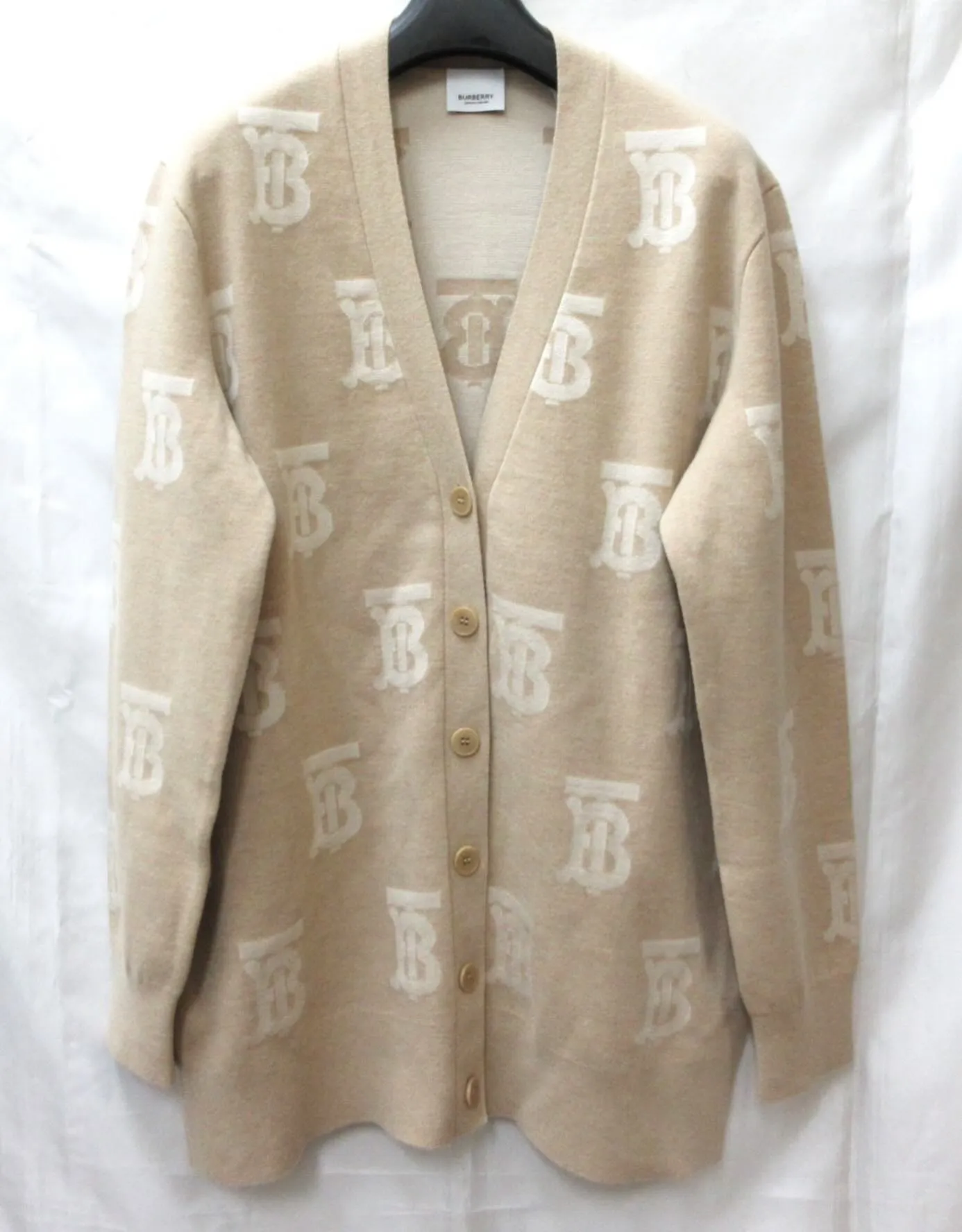 BURBERRYバーバリーの服アパレルTBニットカーディガン...